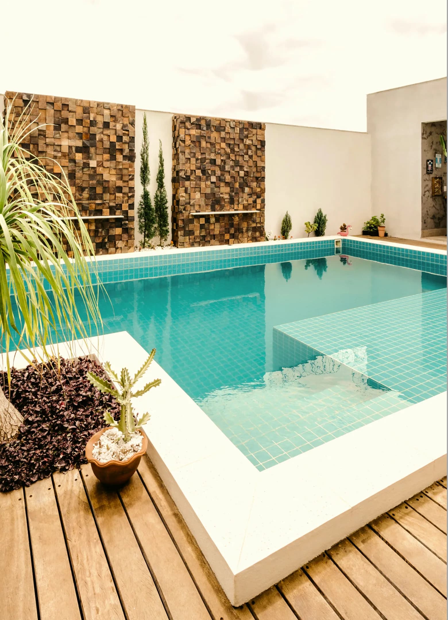 Poolside Living